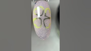 ❤️+4=🍀 Creating a four leaf clover, using a heart shaped mini polymer clay cutter!￼