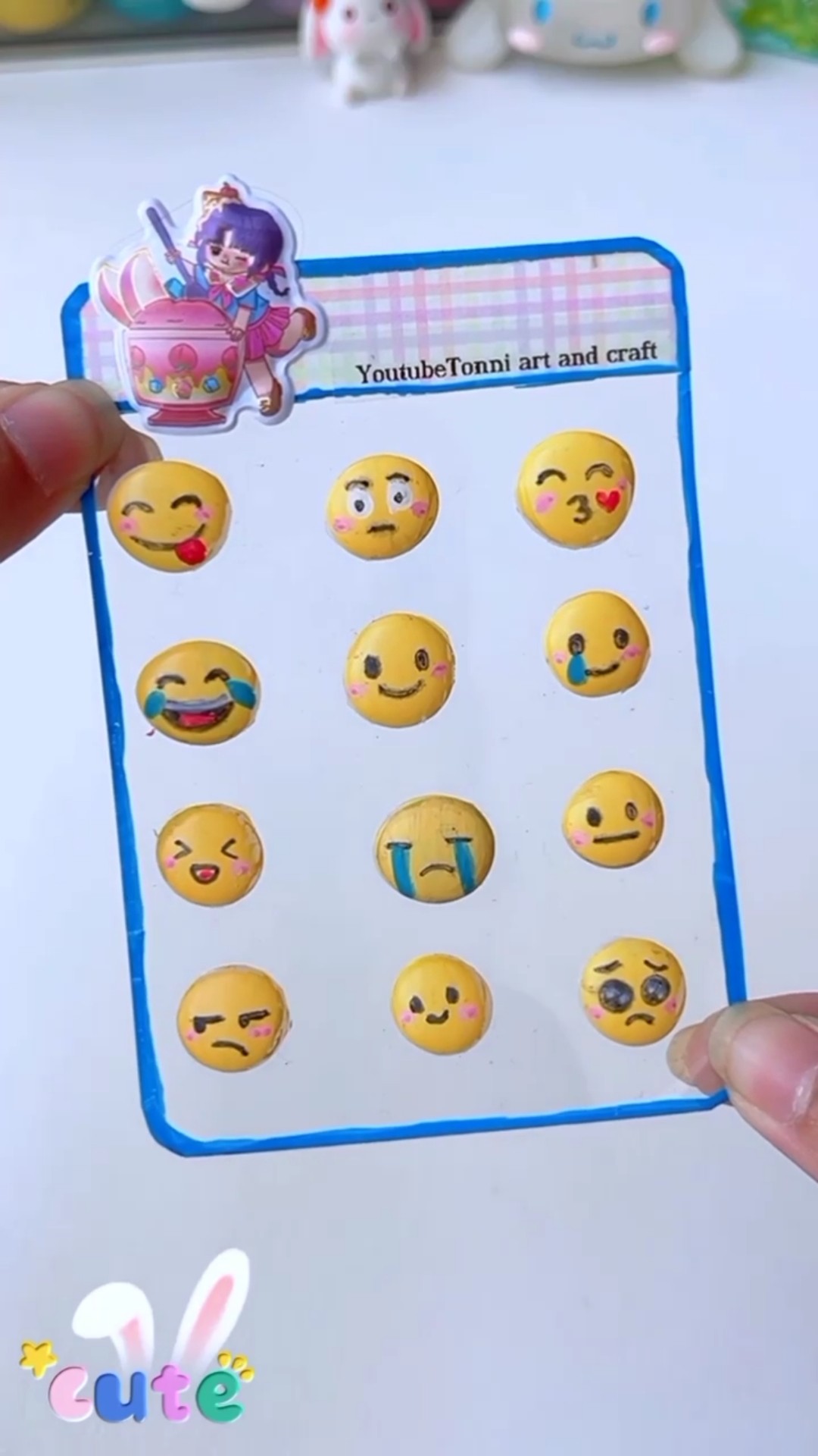 3D emoji stickers with glue-gun ? #shorts #love #tonniartandcraft #diy #art #craft