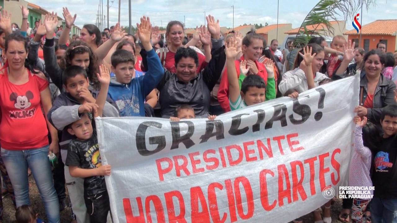 Testimonio - Viviendas entregadas en Caazapá - YouTube