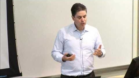 Scalable learning of Bayesian network classifiers
