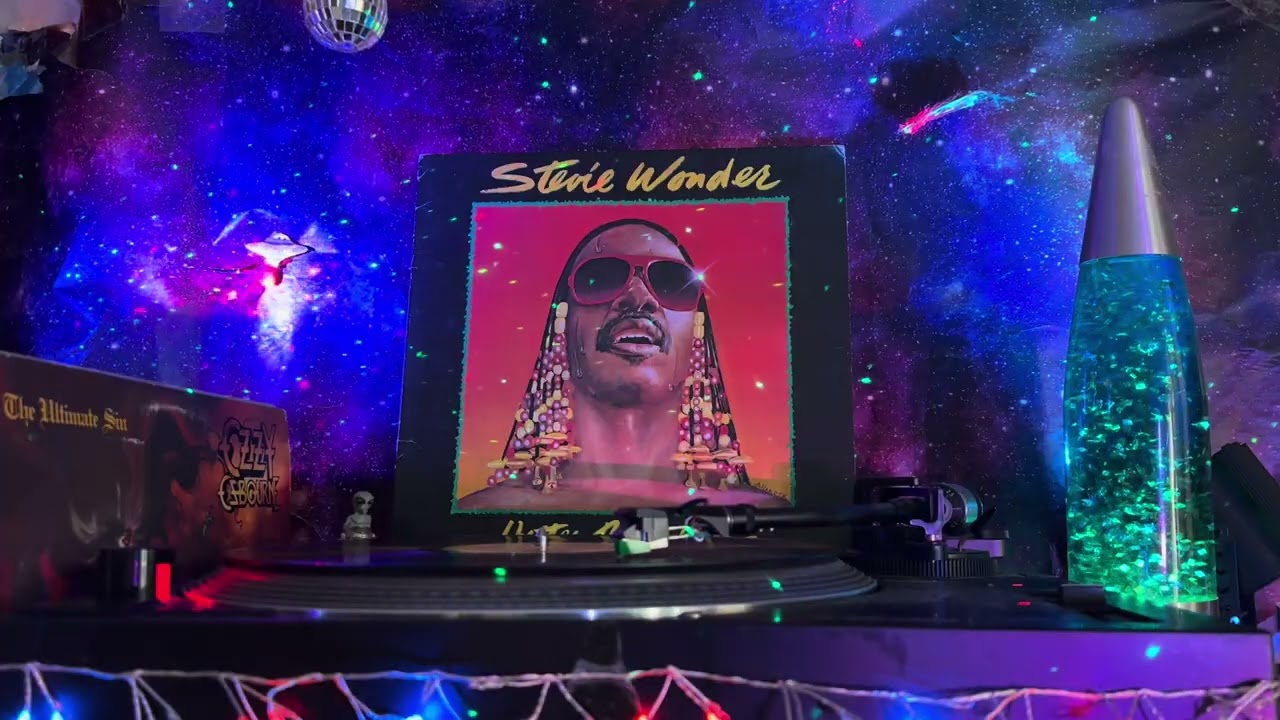 Stevie Wonder (Hotter Than July) - Side 1 - YouTube
