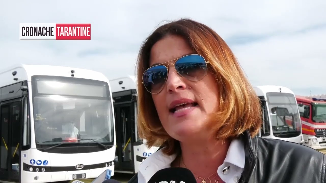 Presentati i primi trenta bus Brt, la rivoluzione elettrica prende forma