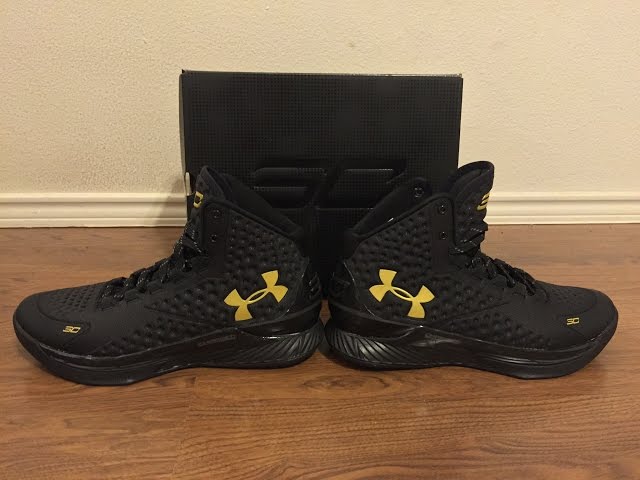 stephen curry shoes gold and black