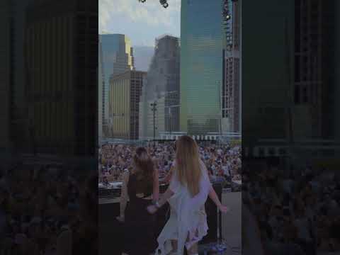 Opening our B3B set in NYC with Illusory was one of the most magical moments of my year. 🗽🏙️✨