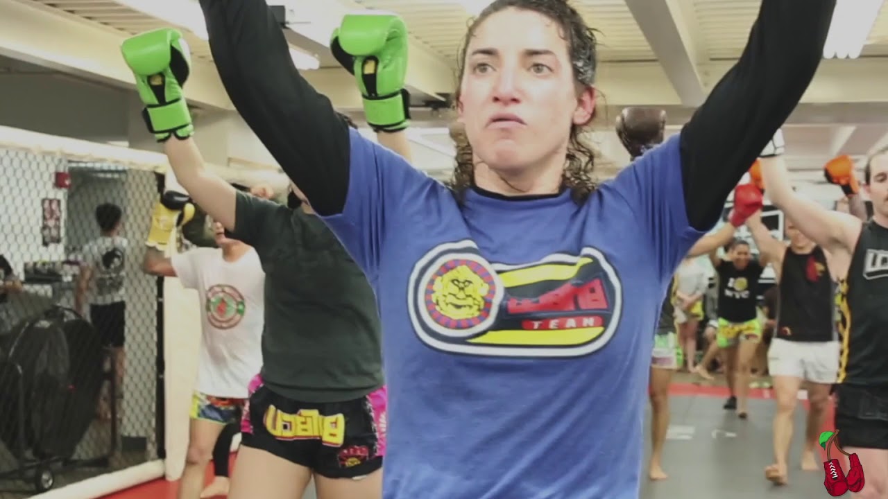 Danielle Rind + Kendu Irving Friday Night Fights promo - YouTube