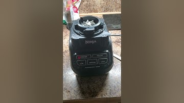 Ninja blender blinking power light