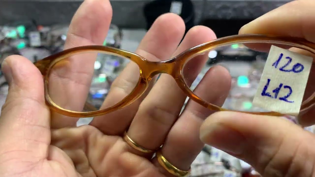 Mắt kính si nhật bãi.zalo 0983990337 ngày 28/2 lên lô kính giá bình dân 