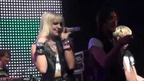 R5 - Shut Up And Let Me Go
