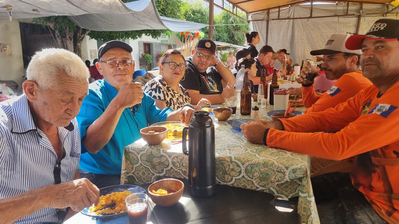 CONHEÇA A CULTURA DAS COMIDAS DO NORDESTE NA FEIRA LIVRE DE CACHOEIRINHA-PE