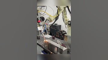 Robot gắn đầu hàn laser tự động ứng dụng sản xuất nội thất inox