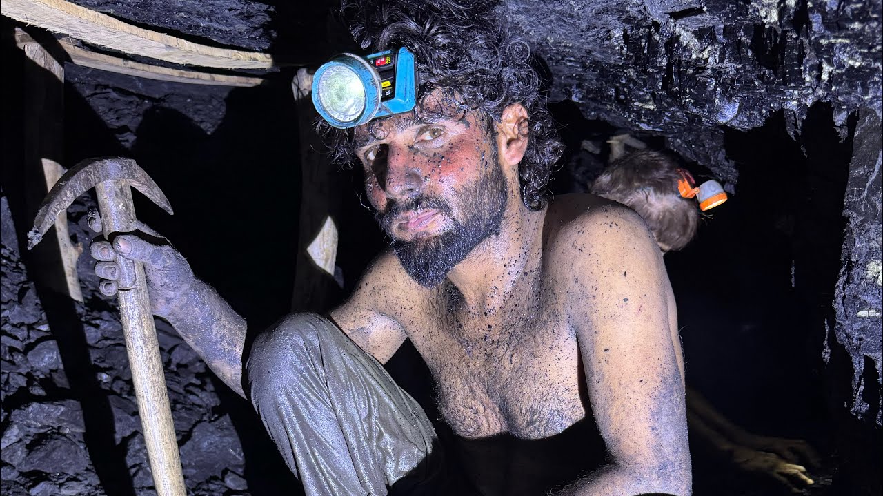 What’s Reallly Inside a Coal Mine? Full Exploration!💀