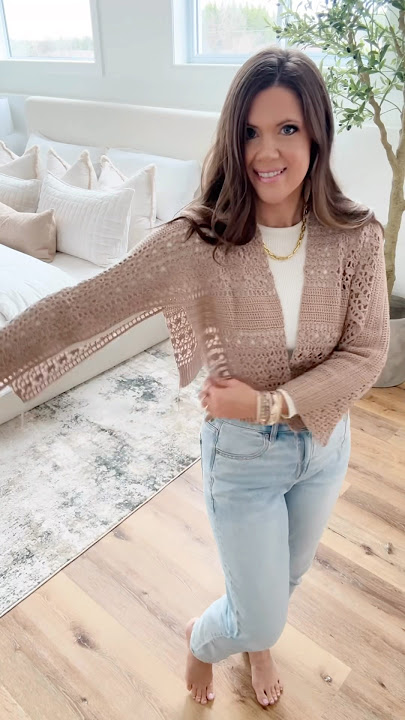 3 panels = 1 Cute Crochet Cardigan / Watch how it comes together! #crochetcroptop #crochetcardigan
