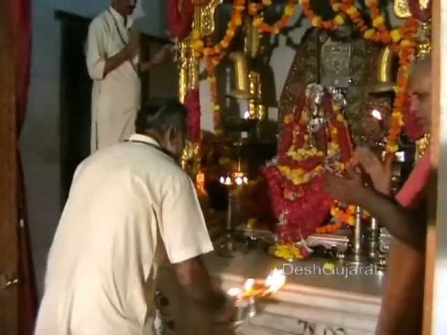 Bahucharaji Mata S Aarti From Bechraji Mandir During Navratri Youtube