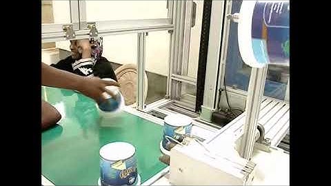 top-entry IML robot for  1 liter pail and lid