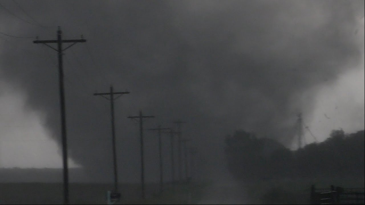 Multi Vortex Tornado south of Bryant, Indiana June 18th 2021 YouTube