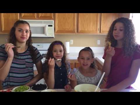 Yummy Fruit Pizza! (Haschak Sisters) John HjTrue