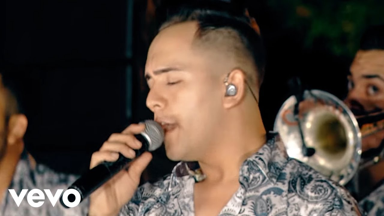 Banda Carnaval - Sin Lado Izquierdo (En Vivo)