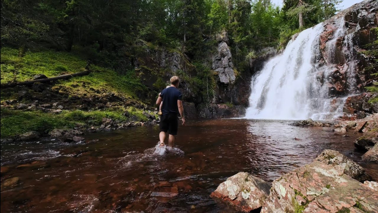 Hiking 40 Miles Along Vasaloppet With My One Year Old Daughter  - Inspired By Kraig Adams