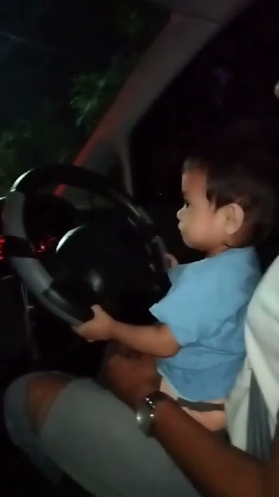 Anak Kecil Nyetir Mobil