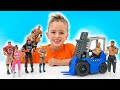 Vlad e Niki 5 travam desafio com brinquedos WWE Forklift