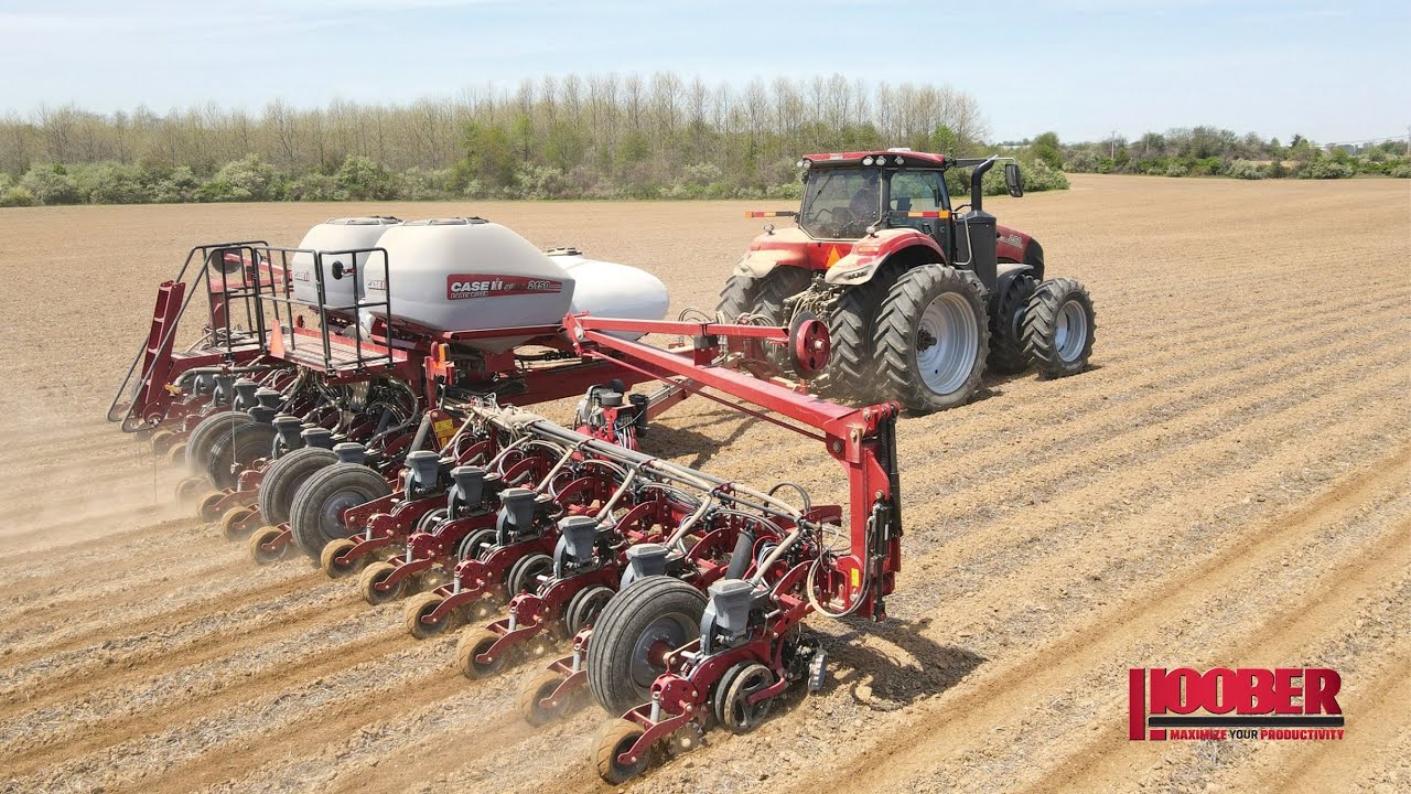 Hunter Marie Farms Case IH 2150 & Case IH MAG250 Planting Corn