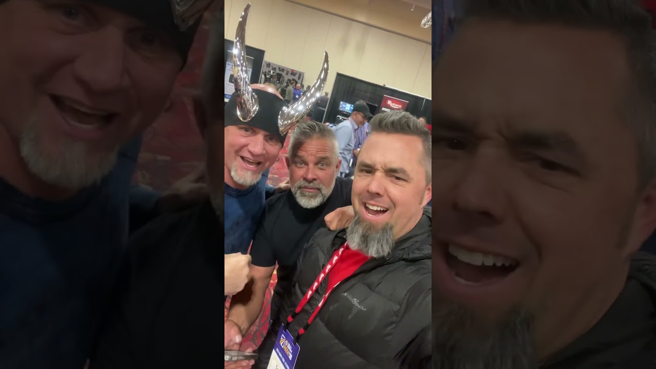 Horny Mike & Steve Darnell are a good time! 