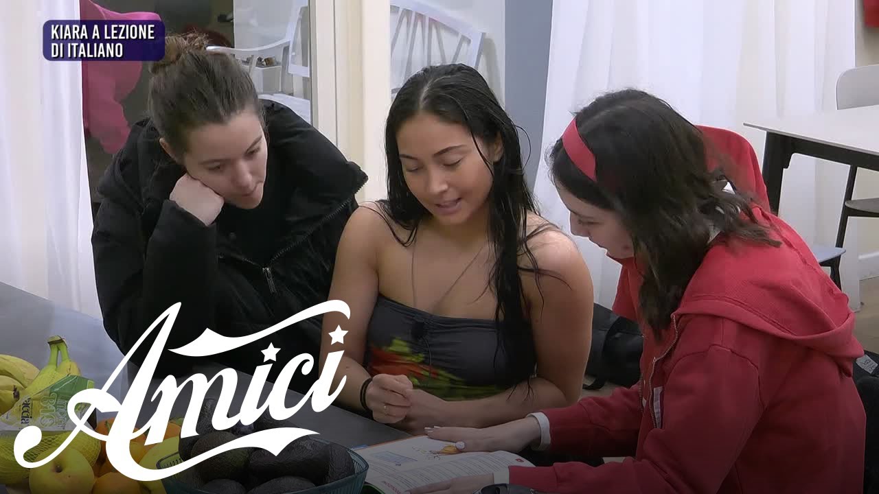 Amici 25 - Kiara a lezione di italiano