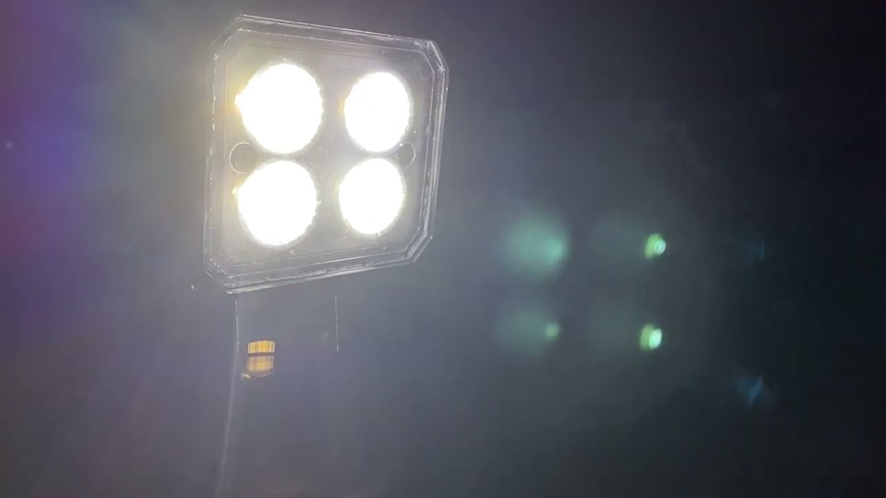 Night Test of GT14126 40W 3.7”Square Led Flood Tractor Work Lamp