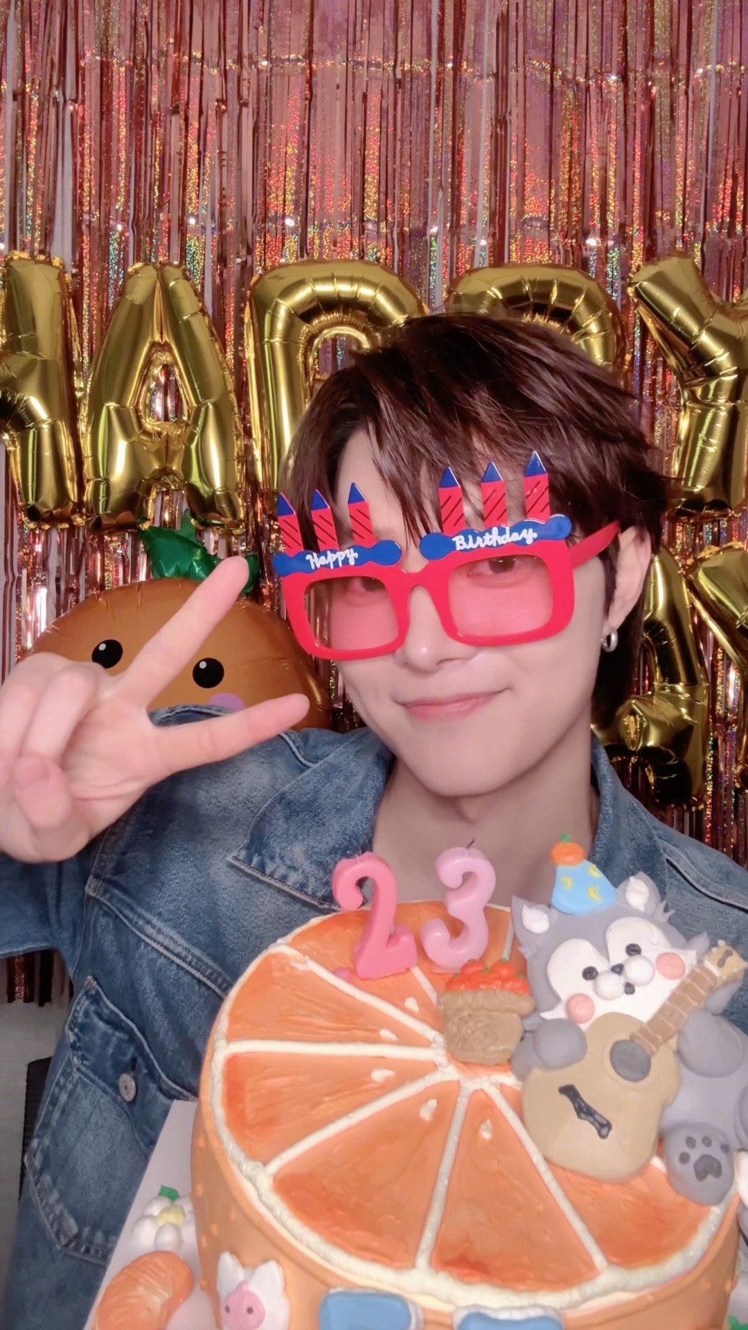 it's EJ DAY 🎂.+:｡🍊.+:｡❤️ #andTEAM #EJ #HAPPY_EJ_DAY - YouTube