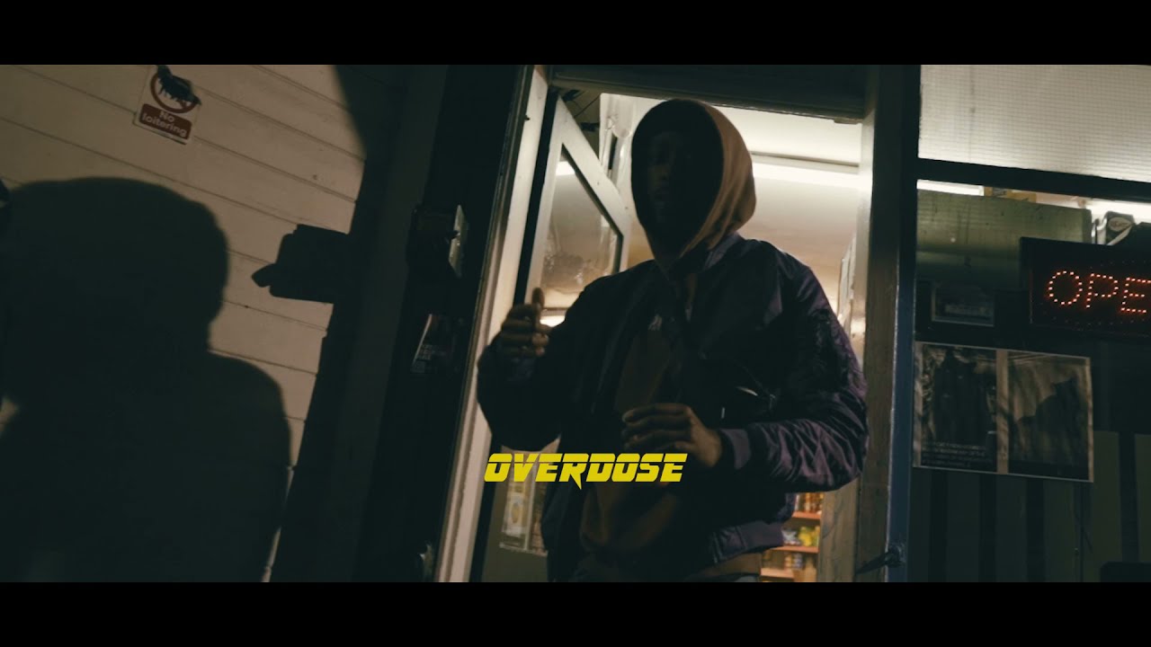 Guarda Comma Sounds x Ruinz Ason - Overdose (Official Music Video) su YouTube Guarda Comma Sounds x Ruinz Ason - Overdose (Official Music Video) su YouTube