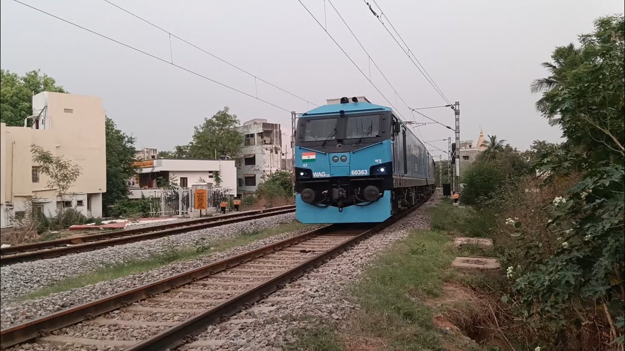 NGP WAG12B hauling coal loaded BOXN Rake || Indian Railways