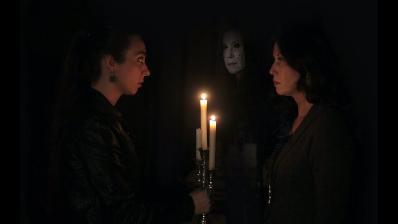 trailer "The dolls come to life at midnight" YouTube