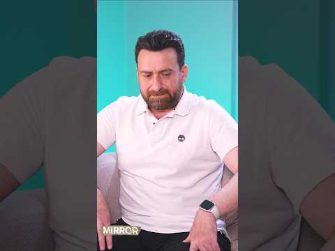 نضال الشافعي باكي ا اتخانقت مع مراتي عند قب رها مكناش متفقين إنها تمشي بدري