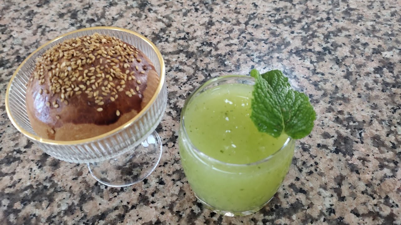 عصير الحامض والنعناع المنعش