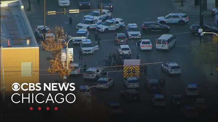 Driver of stolen ambulance leads police chase through Chicago's West Side