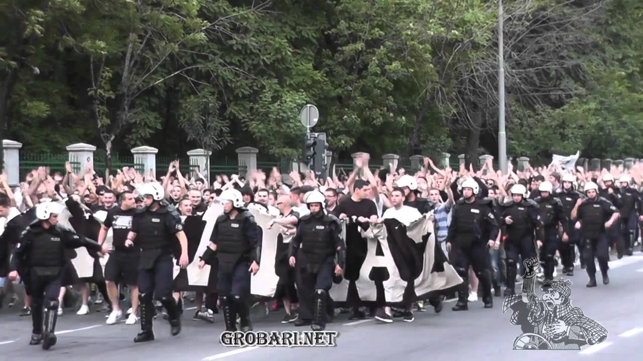 Grobari korteo pred derbi 08.05.2013