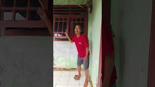 Download Lagu Ada tokek  raksaksa berbulu#comedy#shorts MP3