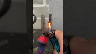 Método innovador para afilar tijeras #MéxicoCreativo #SoluciónIngeniosa #IdeaBrillante