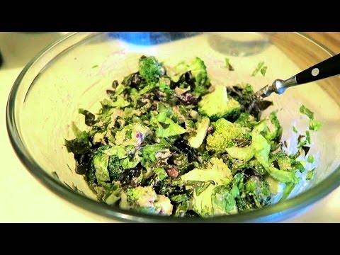 High fat vegan caesar salad! Low carb recipe that is healthy.