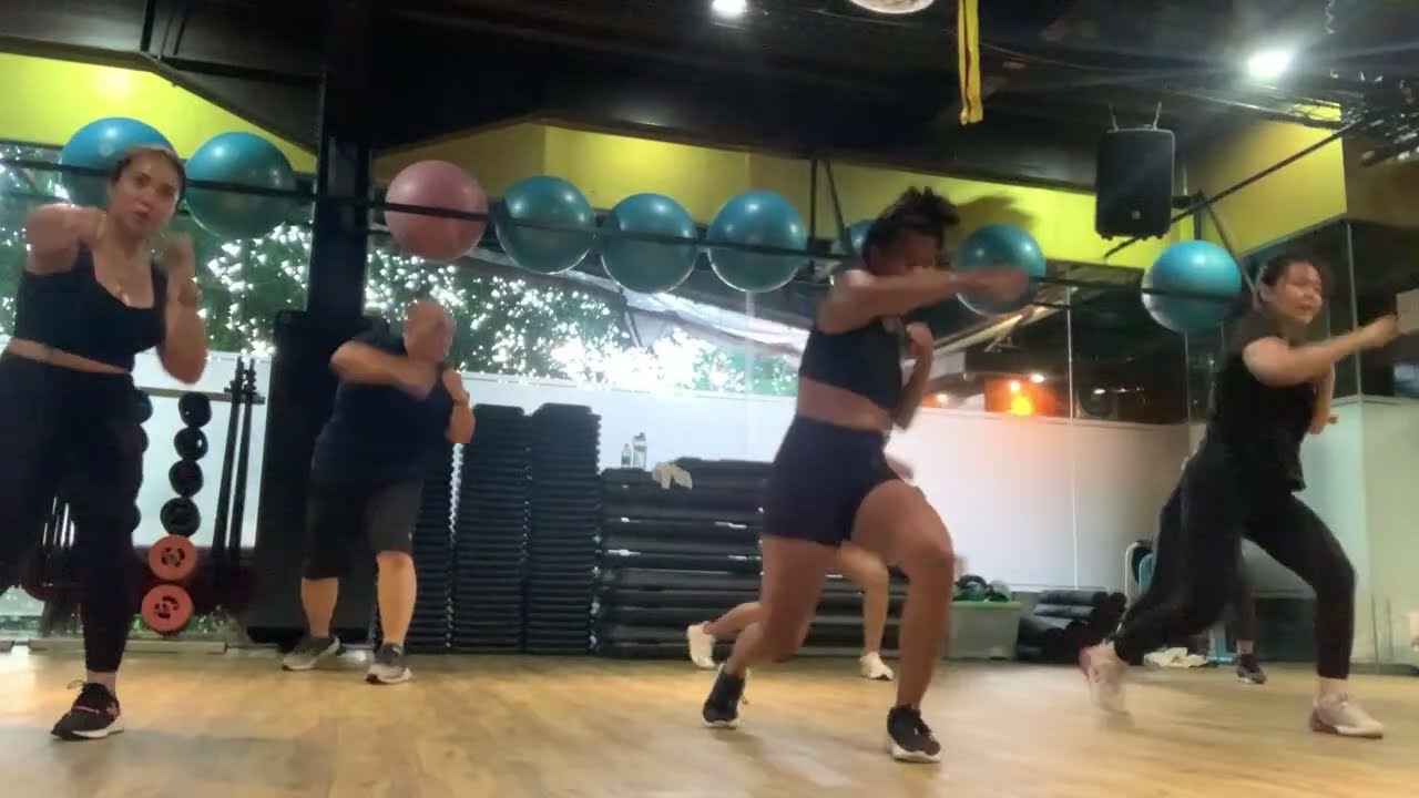 LAUNCHING BODY COMBAT 93 - YouTube