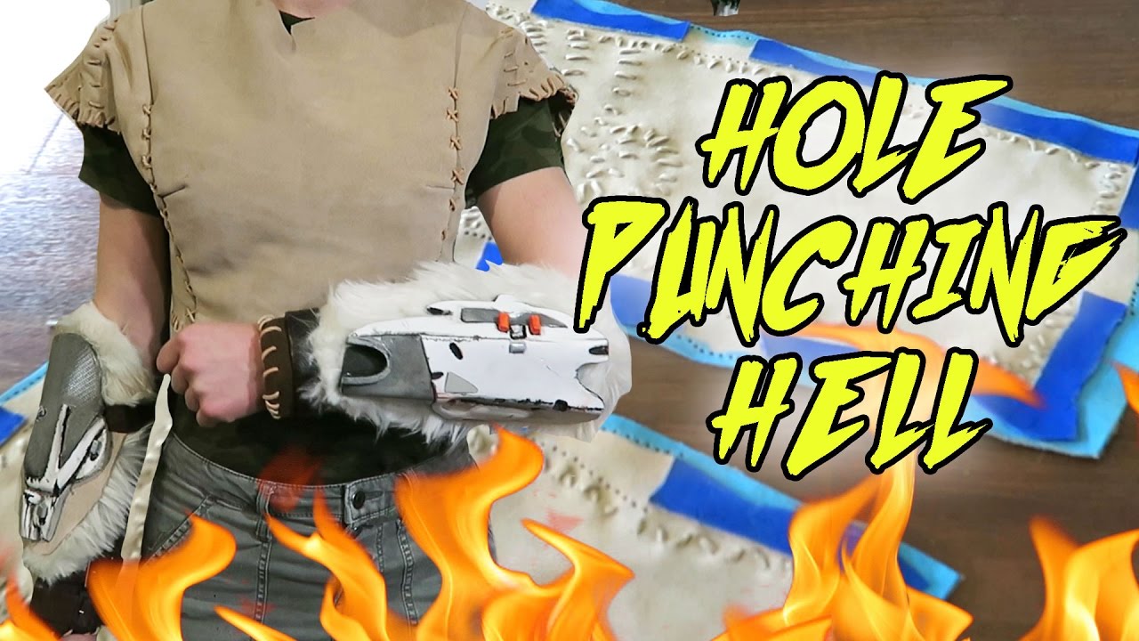 Adding Details with Leather Embroidery [Aloy from Horizon Zero Dawn]