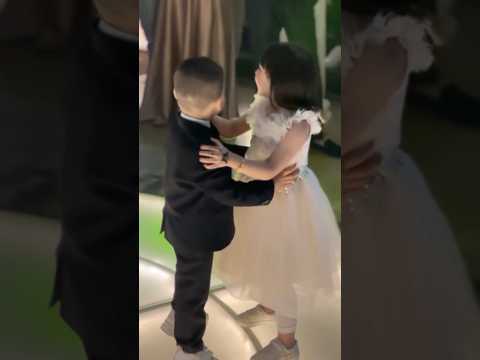 ياسبب فرحتي يا مقاسمني سكتي بتقويني بدنيتي اصالة واحمد سعد حالات واتس اب حب تصاميم اغاني ترند