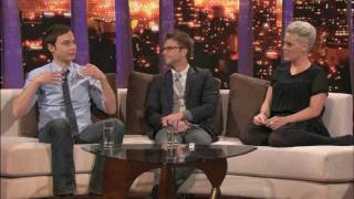 ROVE LA - Random Question Hat - Pink, Chris Hardwick &amp; Jim Parsons