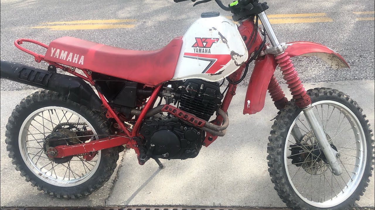 Yamaha xt350 1994 how to reinstall a kick start shaft - YouTube