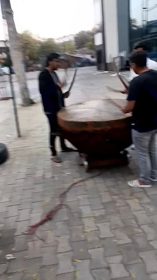 nagara in holi