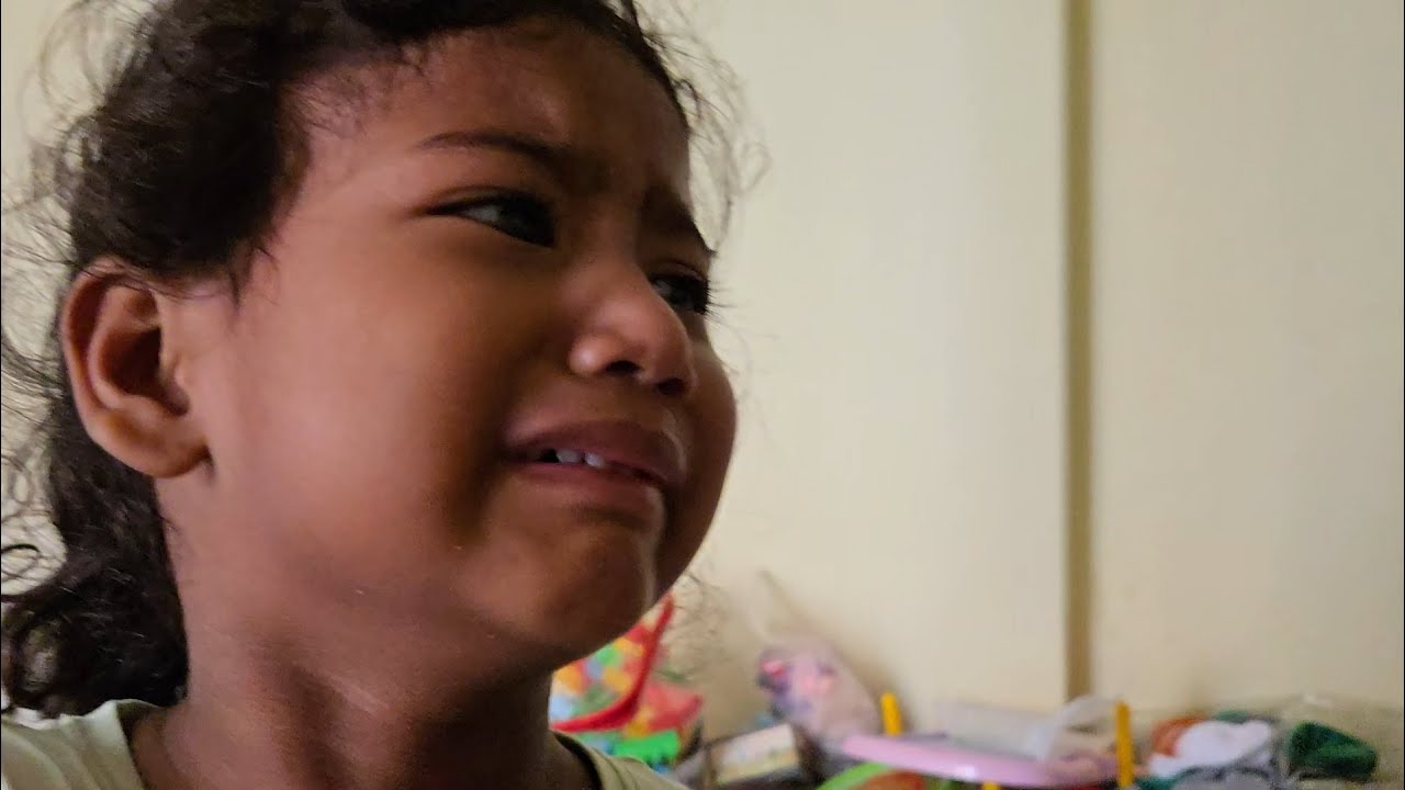 New lipstick 💄 chahiye...... 