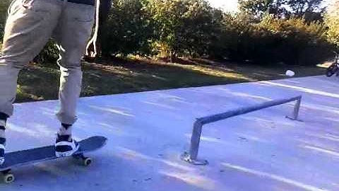 Frontside Boardslide Frontside 180 out