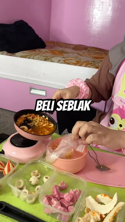 Jual seblak di dalam rumah ternyata laku juga ya #shortvideo