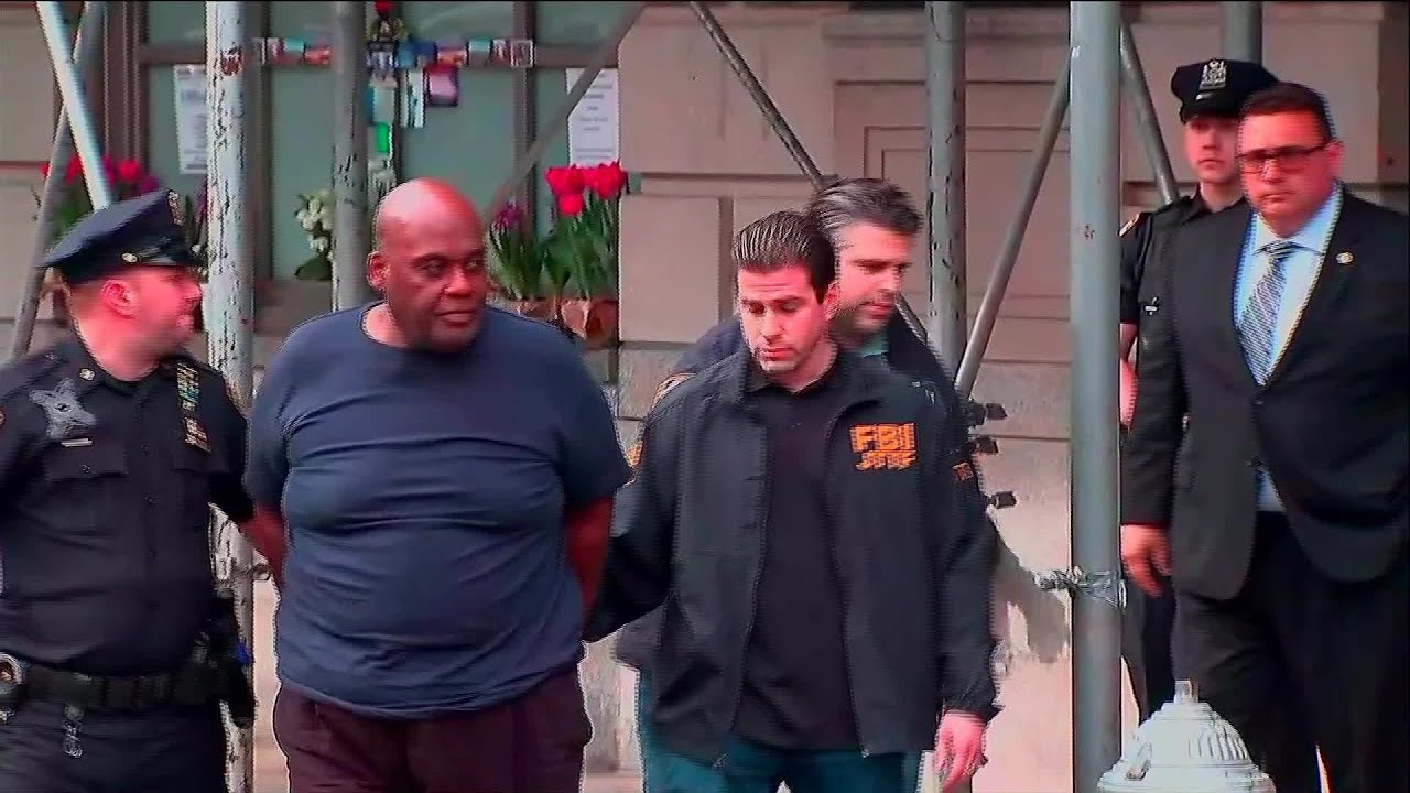 WATCH: Your First Look at the Brooklyn Subway Shooting Suspect - YouTube