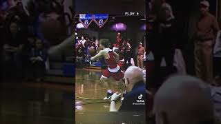 Zion Williams bullying kids with his blocks then throws it down on them